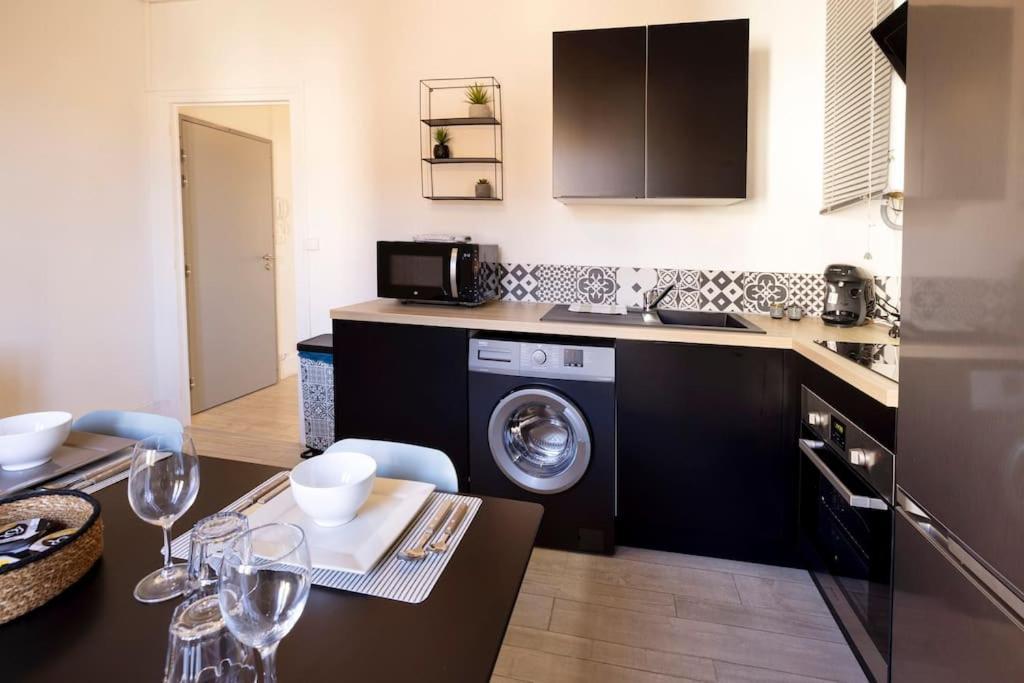 Le Cosy C - T2 Tout Equipe - Centre-Ville Gare Montluçon Eksteriør bilde